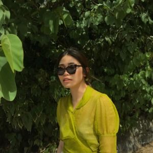 Meet your Posher, Stacey